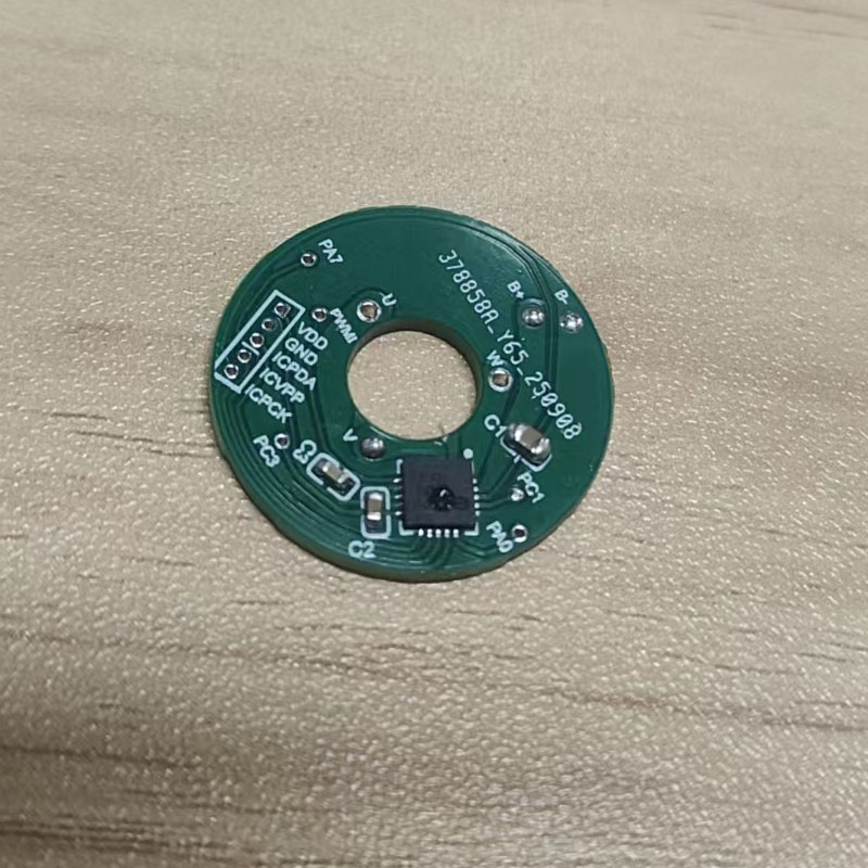 20V 3A 集成 PFS123--8 位 MTP 内核的广州三相无刷电机 SOC  SA8379